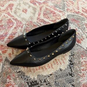 Carrano Studded Black Flats